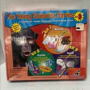 The Young Scientist Series Set 3 - Minerals, Crystals, and Fossils Kit